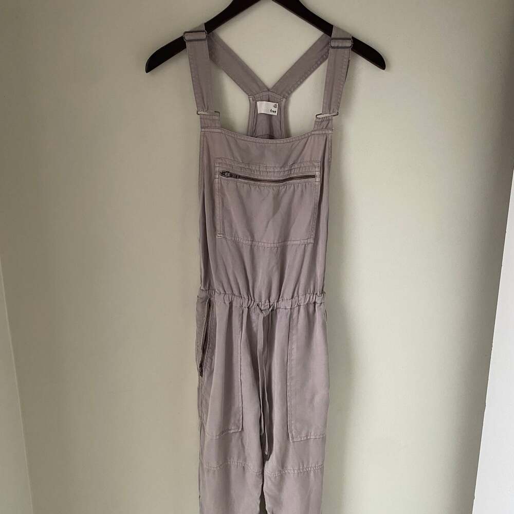 Aritzia Wilfred Free Valletta Gray Beige Overalls Flowy Jumpsuit